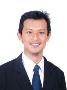 Dr. Titis Wijayanto